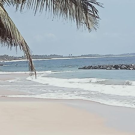 Rock Paradise Beach Hotel & Restaurent Tangalle Luaran gambar