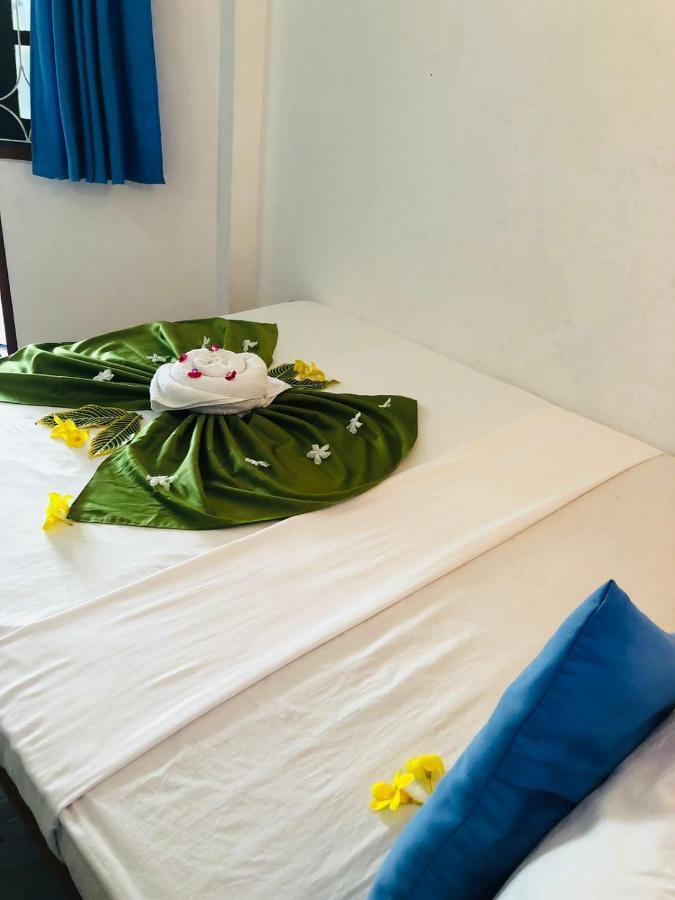 Rock Paradise Beach Hotel & Restaurent Tangalle Luaran gambar